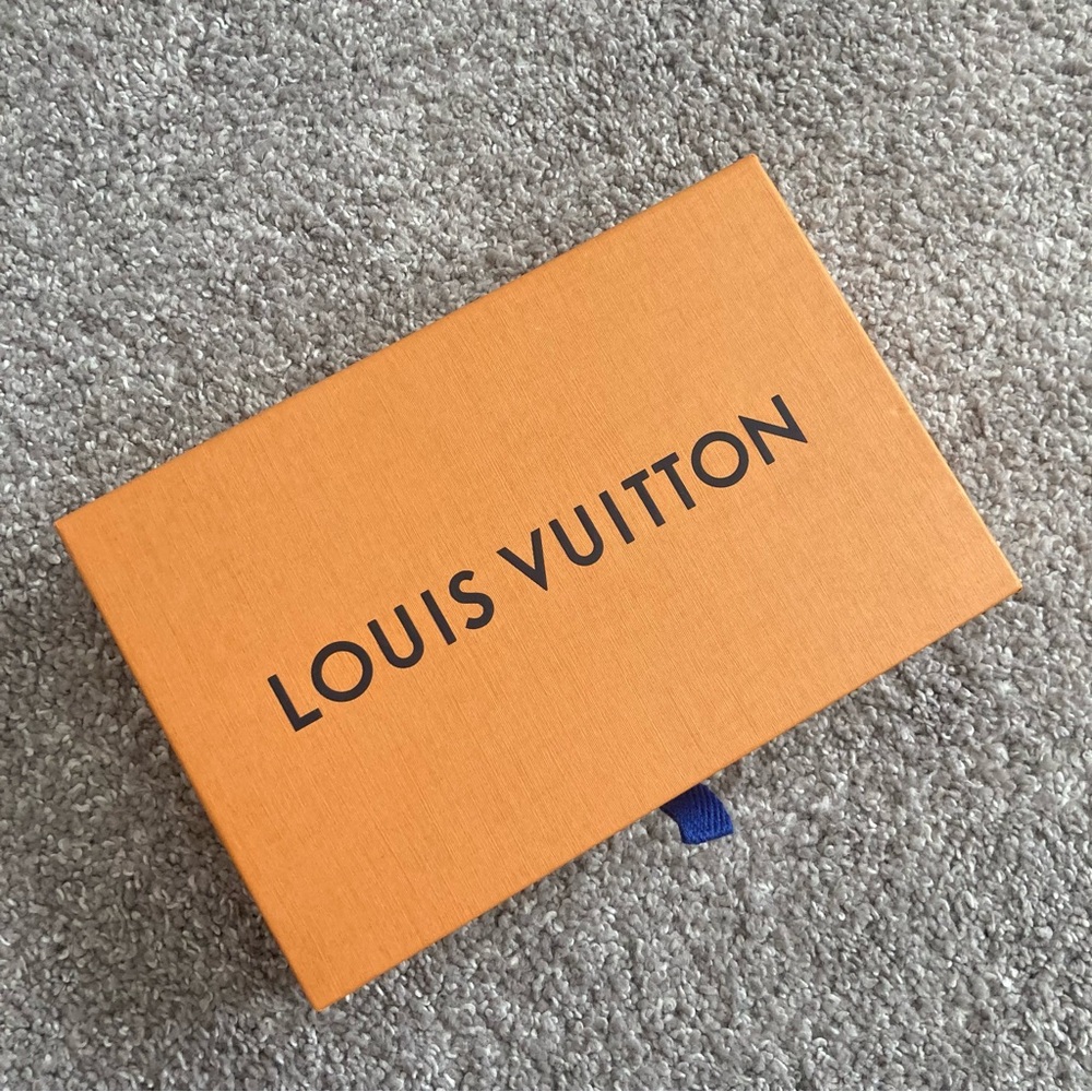 LV gift box Louis Vuitton small gift box - Picture 2 of 9